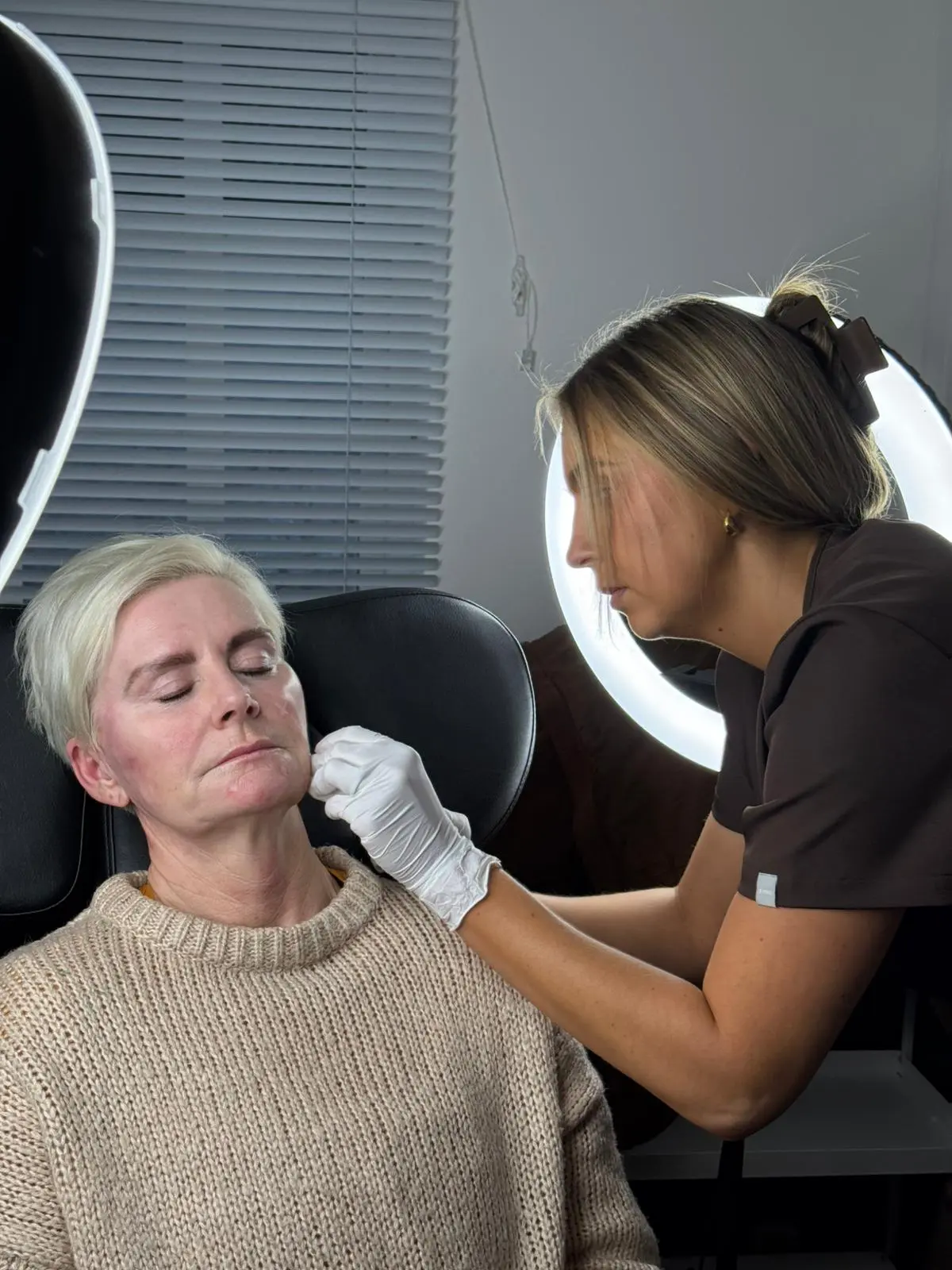 Anti-wrinkle treatment in clinic
